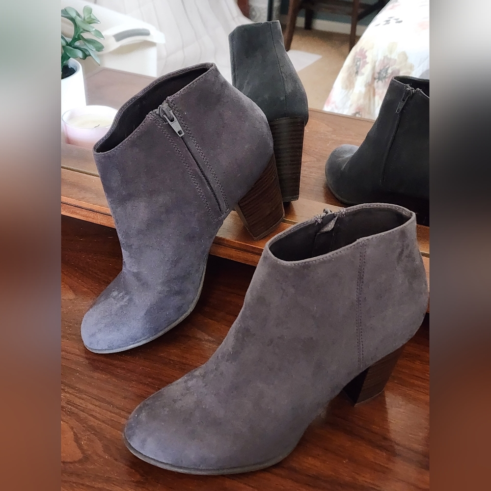 Old Navy Grey Ankle Boots,  Size 10